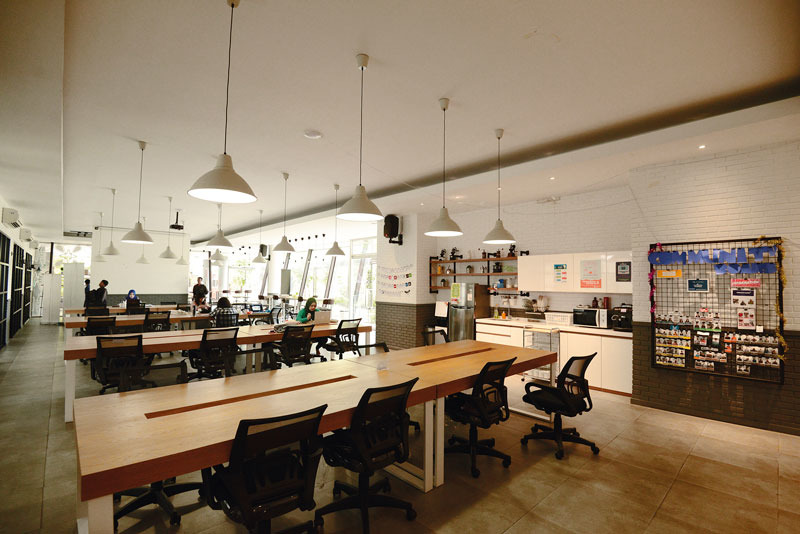 Why Coworking Space Works _2_