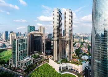 The Ritz-Carlton Jakarta, Mega Kuningan Ranked No. 7 Best City Hotels in Indonesia