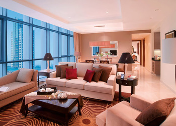 Convenience and Luxury at Oakwood Premier Cozmo Jakarta