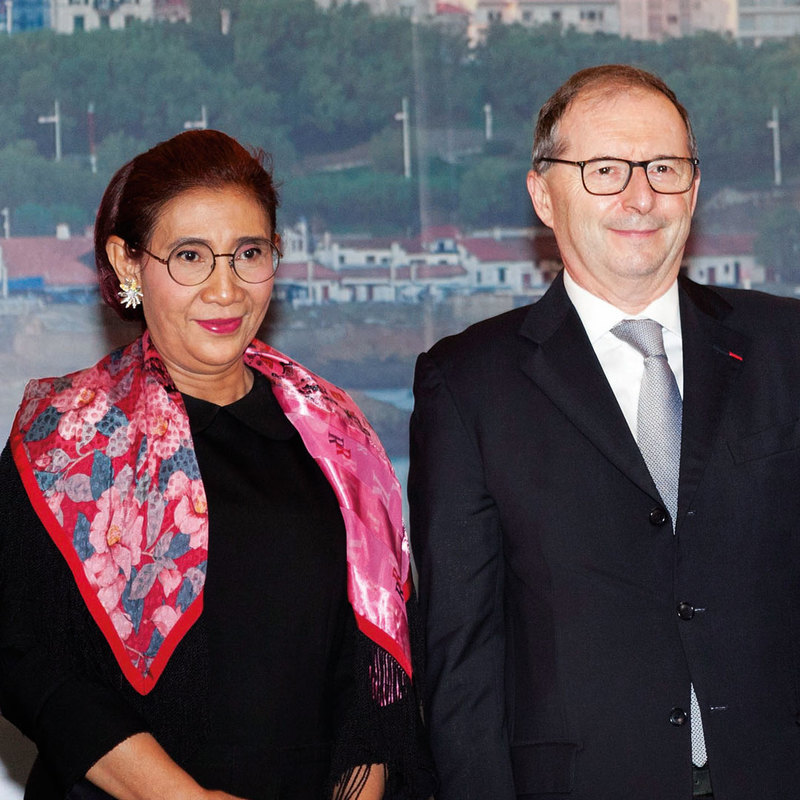 Susi Pudjiastuti, HE Jean-Charles Berthonnet 