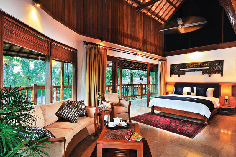 Mason Elephant Park & Lodge