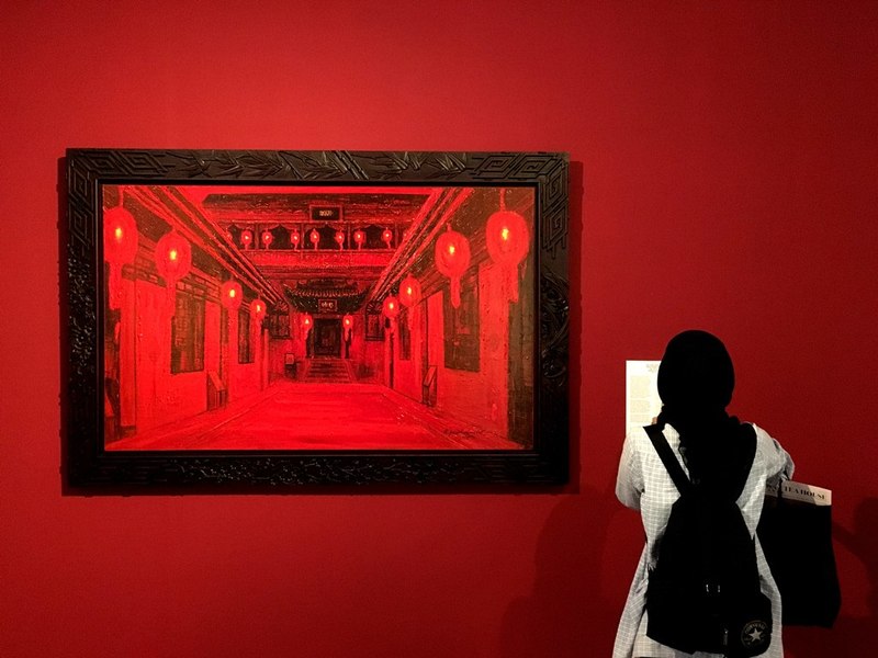 Visitor of Napak Tilas Peradaban enjoying the exhibits