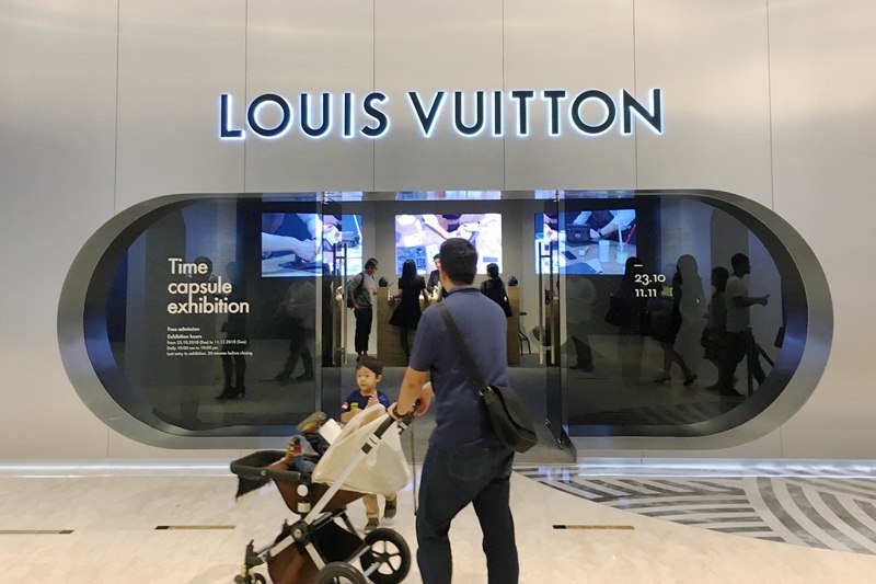 Louis Vuitton Time Capsule Exhibition Pays Homage to the Iconic Brand’s ...