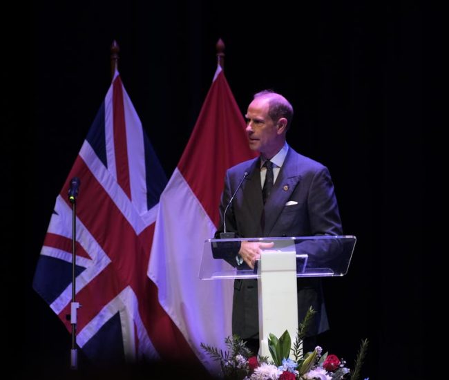 Prince-Edward-Duke-of-Edinburgh-Jakarta-Indonesia-3
