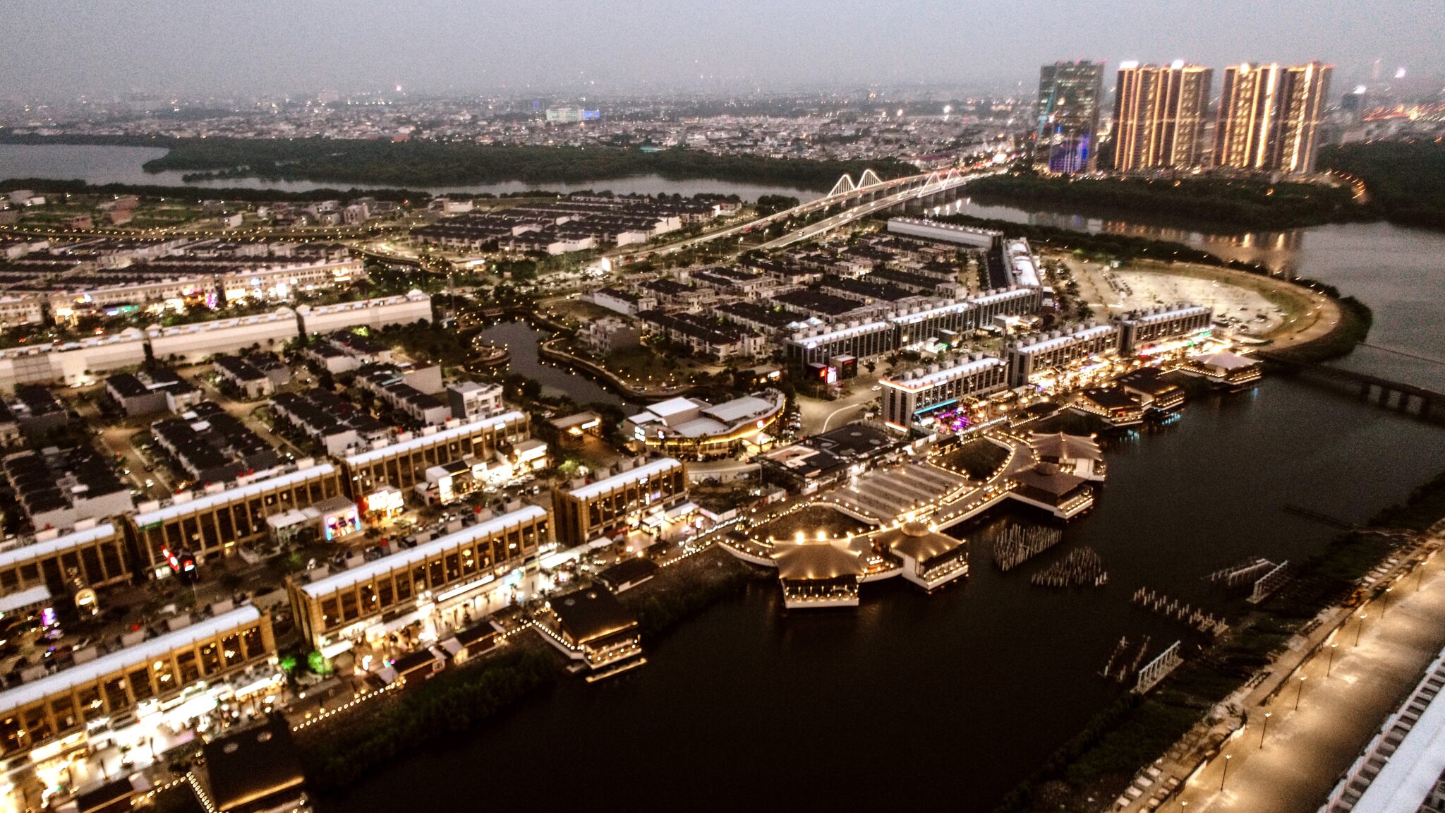 Batavia PIK: A Blend of History, Natural Beauty, and Modern Experience ...