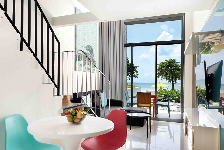 Located within the scenic Laguna Bintan Resort, Angsana Bintan and Cassia Bintan offer two distinct yet complementary experiences for travellers seeking a coastal retreat. Whether you’re planning a vibrant family holiday or a flexible beachfront stay, this integrated resort destination on Bintan Island presents the best of both worlds.