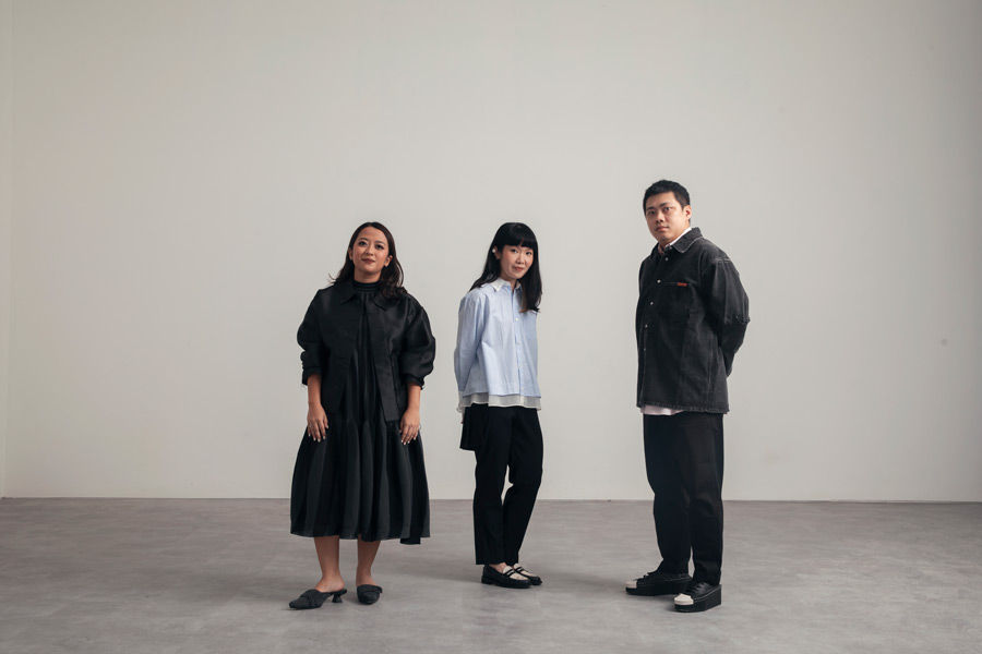 ara-contemporary-founder-(photo-by-Hilarius-Jason,-wardrobe-by-Fruition-and-Invincible)