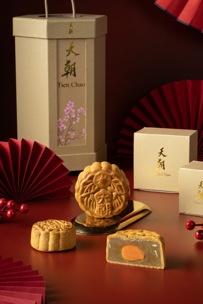 Gran Melia Jakarta offers an exclusive early bird promotion with 20% savings on all mooncake sizes for purchases made before 30 August 2025. Guests can also enjoy additional discounts for bulk orders with a minimum purchase of five boxes.