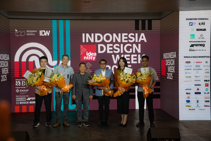 Together with Indonesia Contemporary Art & Design (ICAD), Emporium Marble, and Saniharto, IDW presents ICAD By The Bay, showcasing works by more than 60 artists across art, design, and fashion. A special highlight is the collaboration between Saniharto and Ghea Fashion Studio, presenting a home collection that blends heritage craftsmanship with modern aesthetics. Finally, at Mandapa, visitors can explore Artisan Alley, a craft and design marketplace featuring 51 artists and artisan brands.