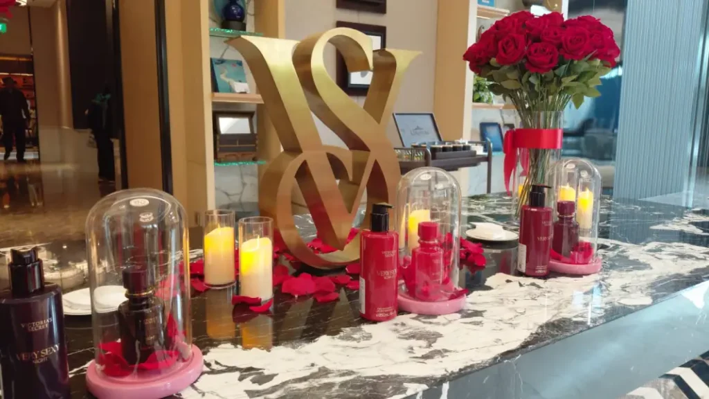 Scarlet Bloom Afternoon Tea at Keraton at The Plaza