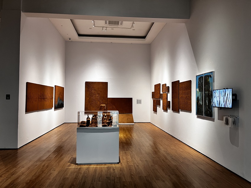 Installation-by-Endang-Lestari.-Images-courtesy-of-IWA-4