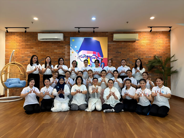 Jakarta Gets Moving for World Wellness Weekend 2026 - Group Photo